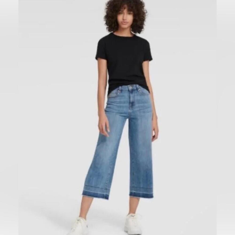 Dkny Jeans | Dkny Cropped High Rise Wide Leg Raw Hem size 25